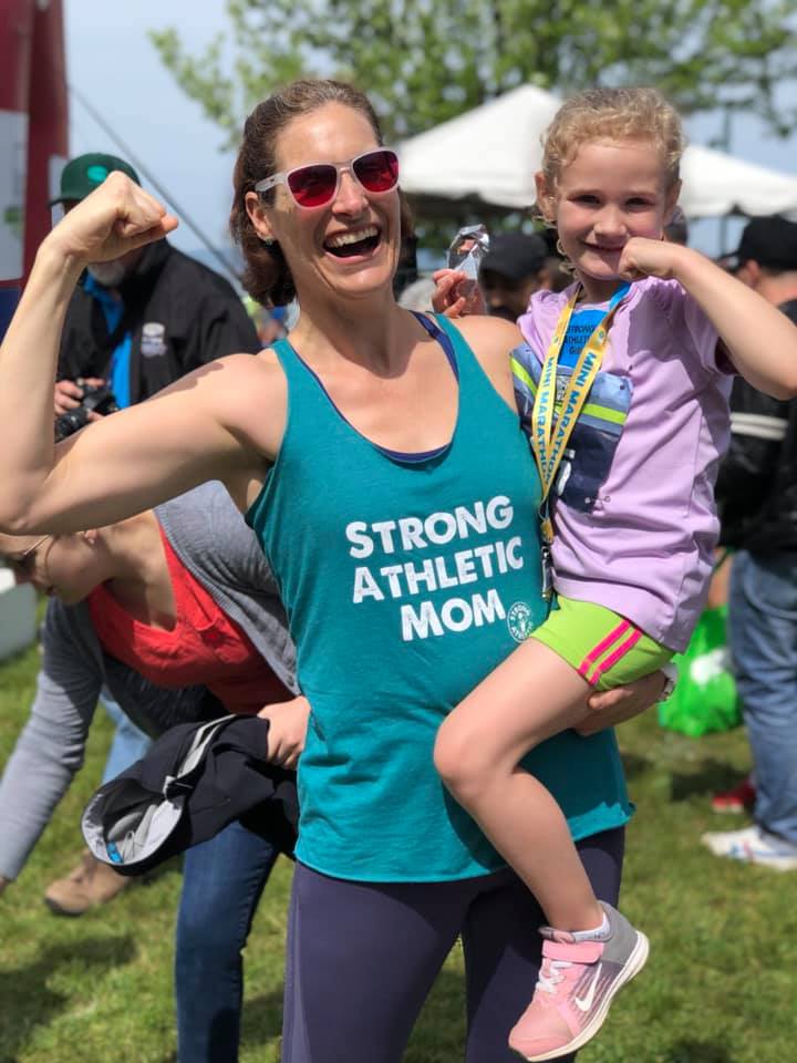 strong_athletic_mom.jpg